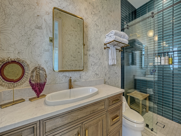 Bayfront Luxury Vacation Rental in Holmes Beach with Private Dock, Pool & Spa